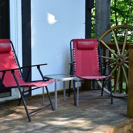 Quiet And Comfy 3Bed/2Bath - Chalet With Hot Tub. Cedar Экстерьер фото