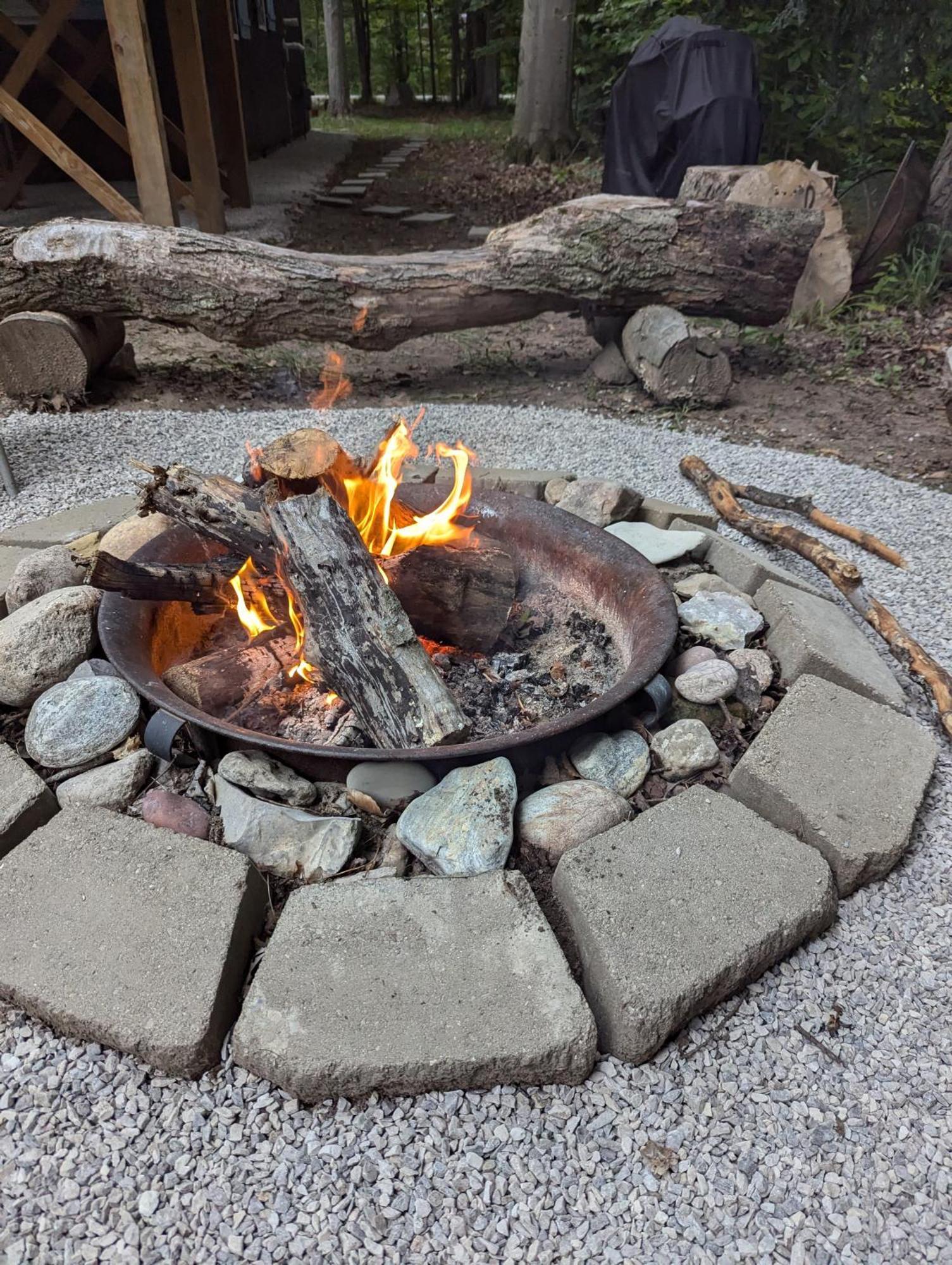 Quiet And Comfy 3Bed/2Bath - Chalet With Hot Tub. Cedar Экстерьер фото